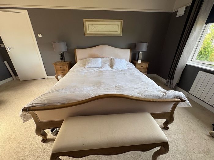 Super King Bed Suite