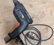 240v drill Black & Decker