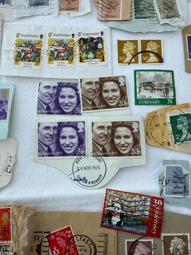Large British stamp collection 1937 to present day