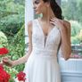 Wedding dress Image 2