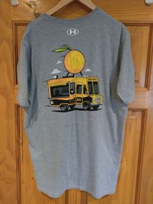Under Armour T shirt L