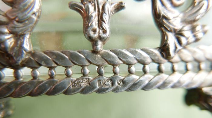 Antique Sterling Silver Handcrafted Square Container With Leaf Applique (glass Slightly Chipped)