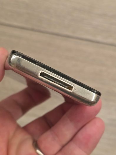 iPod 5th Gen Classic 30gb (Free Post)