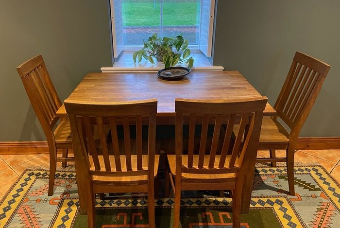 Solid Oak Table & Chairs