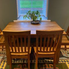 Solid Oak Table & Chairs