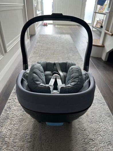 Uppababy Mesa iSize car seat