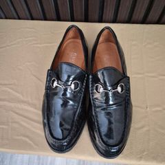 Gucci women horse bit loafers in patent leather