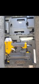 dewalt 18g air nailer