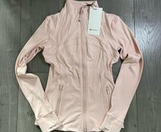 Lululemon top