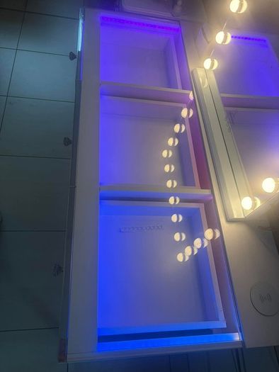 Vanity Unit and Mirror NEW IN BOX
