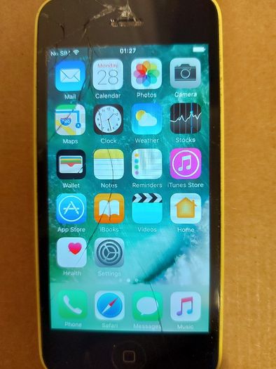 Apple Iphone 5c, Yellow, 16GB, works perfect, some screen damage, but touchscreen works fine