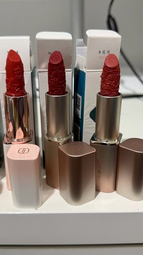 florasis new lipsticks 100% genuine