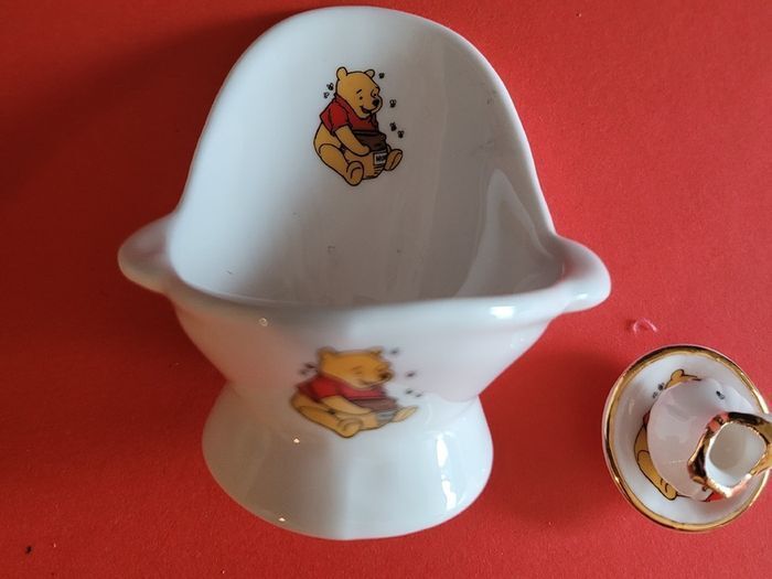 Winnie the Pooh miniature bath , bowl and jug