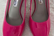 New Stunning Tamaris Neon Pink Heels s7/40