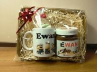 main image for ad Personalised chocolate spread and mug hamper