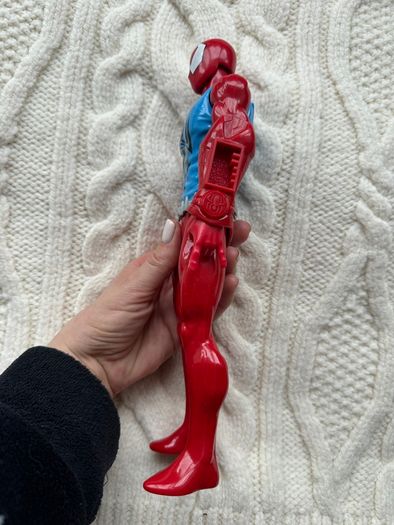 Spiderman approx 12" Blue Shirt Rendition Home Coming Original Hasbro 2018 Used Please look at the pictures