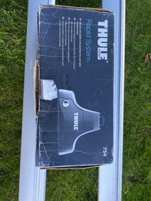 Thule 754 roof bars