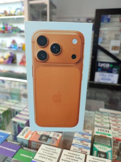 Iphone 17 Pro 256gb  Brand New Sealed Pack  Unlock Sim Free  12 Months Warranty  Shop Collection And Shop Receipt