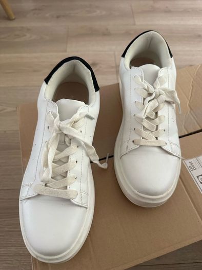 kurt geiger trainers