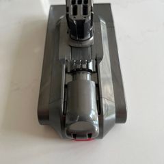 Dyson V12 Battery / Defective (For Parts/Repair)