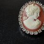 silver cameo pendant Image 2