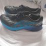 asics novablast 3 trainers Image 2