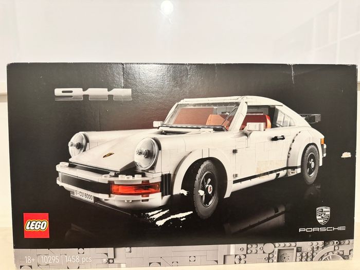 LEGO Porsche 911 set 10295