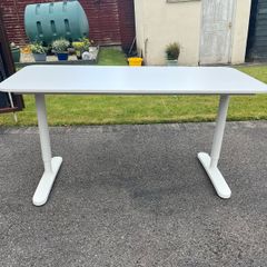 White Office Desk