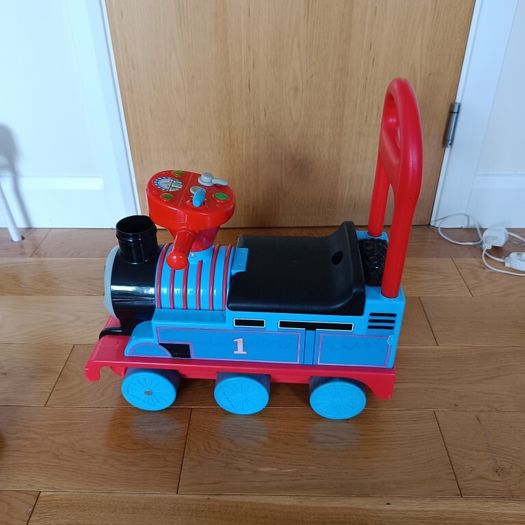 Ride on Thomas the Tank Engine