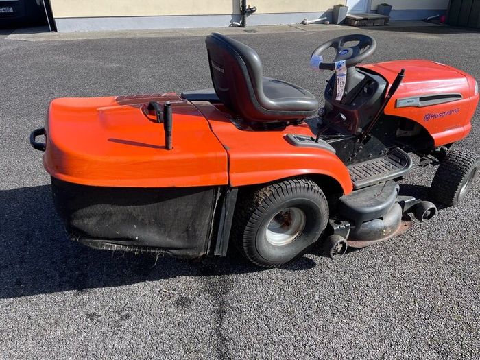 Husqvarna ride on 17hp