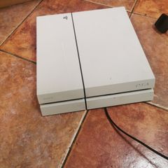 play station 4