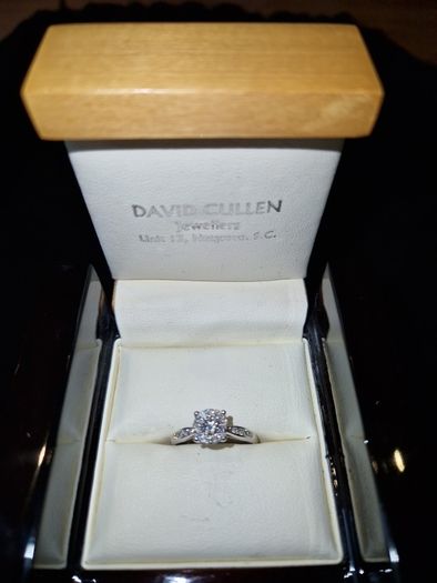 Diamond ring