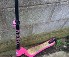Girls scooter