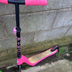 Girls scooter