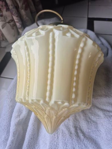 Original cream leaf design glass original 1920s Art Deco ceiling light