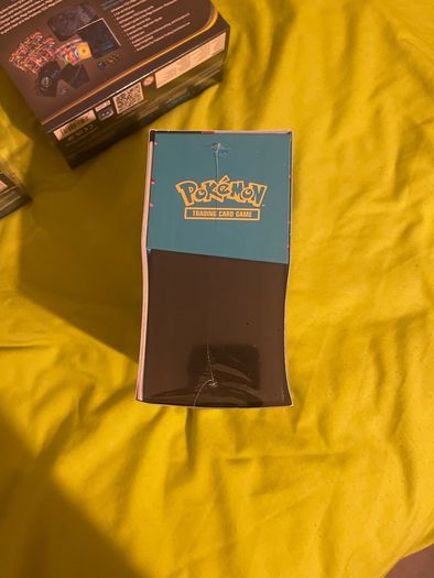 Pokemon ETB