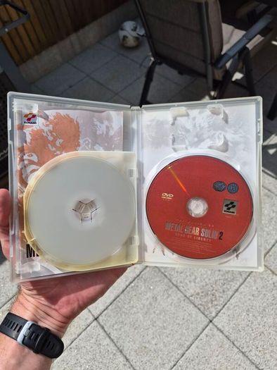 Metal Gear Solid 2 Playstation 2 Game