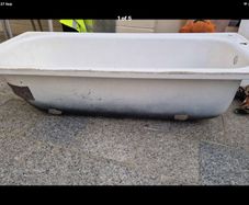 Shires white bath - needs cleaning