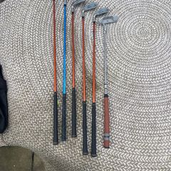 Kids Left, Handed Golf Clubs & Bag