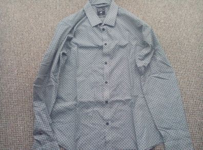 New Look Brand Men's Long Sleeved Shirt.