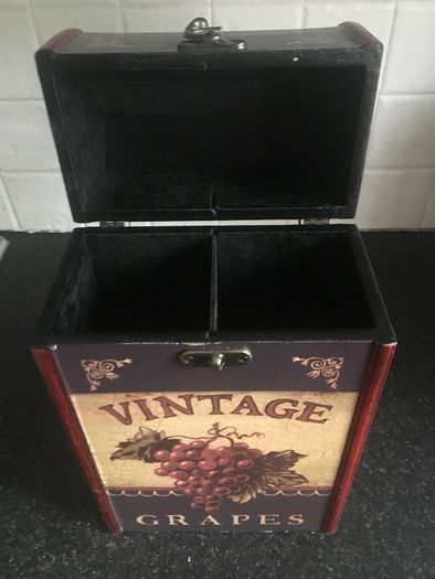 Wine Case