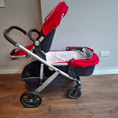 UPPAbaby Vista (2015-2019 Model) Red - Complete Bundle with Rumble Seat, Bassinet & Accessories