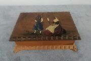 Vintage Mallorca wooden trinket box