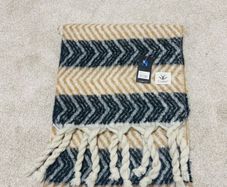 New scarf tags on