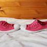 superdry canvas trainers size 5 pink in fab condition Image 3