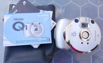 Fujifilm Nexia Q1 Film Camera Tested working