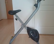Exercise bike foldable