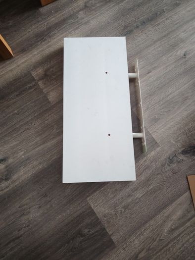Floating shelf
