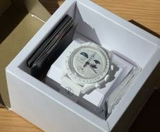 BRAND NEW Swatch x Omega Earthphase Moonshine "Cold Moon" (Full Set + Receipt)