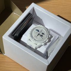 BRAND NEW Swatch x Omega Earthphase Moonshine "Cold Moon" (Full Set + Receipt)